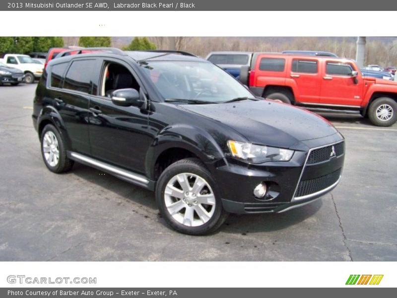 Labrador Black Pearl / Black 2013 Mitsubishi Outlander SE AWD