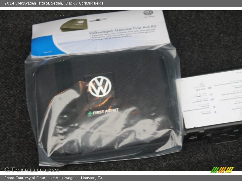 Black / Cornsilk Beige 2014 Volkswagen Jetta SE Sedan