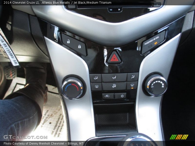 Atlantis Blue Metallic / Jet Black/Medium Titanium 2014 Chevrolet Cruze LS