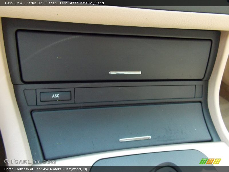 Fern Green Metallic / Sand 1999 BMW 3 Series 323i Sedan