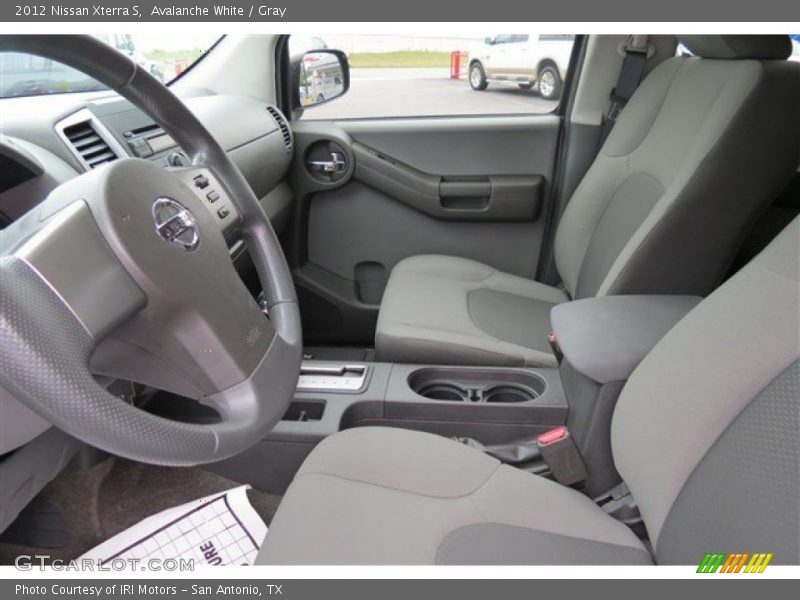 Avalanche White / Gray 2012 Nissan Xterra S