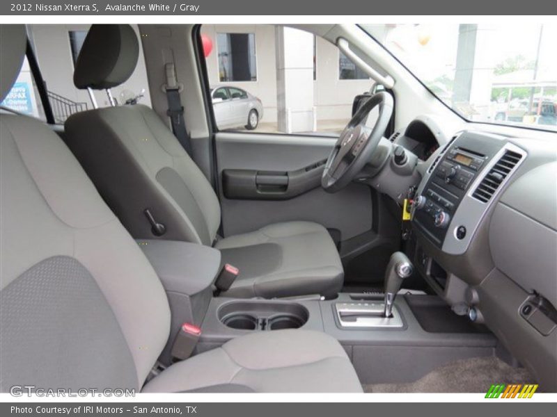 Avalanche White / Gray 2012 Nissan Xterra S