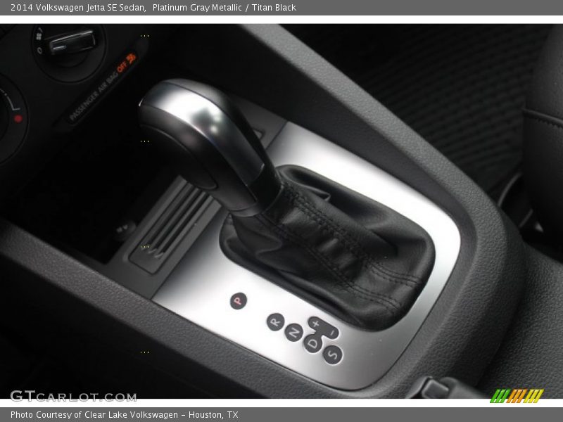 Platinum Gray Metallic / Titan Black 2014 Volkswagen Jetta SE Sedan
