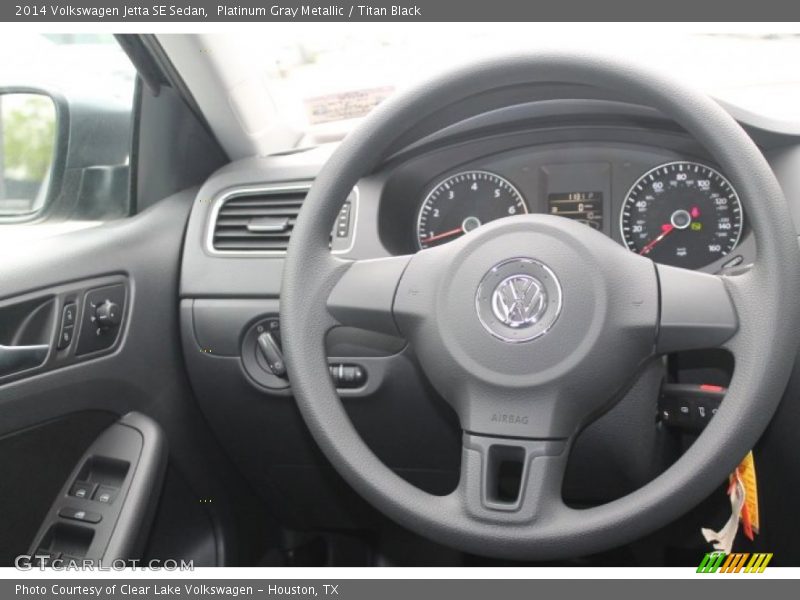 Platinum Gray Metallic / Titan Black 2014 Volkswagen Jetta SE Sedan