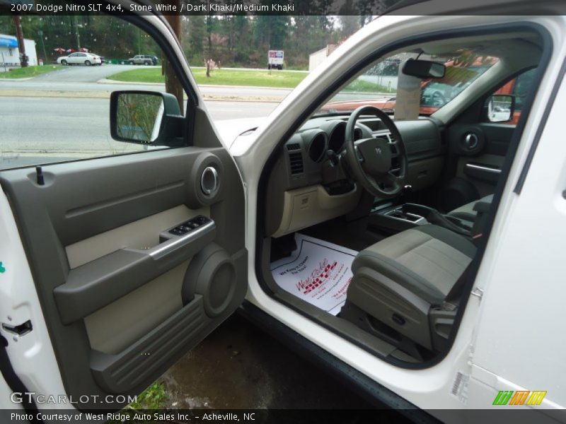 Stone White / Dark Khaki/Medium Khaki 2007 Dodge Nitro SLT 4x4