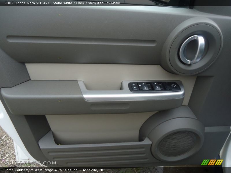 Stone White / Dark Khaki/Medium Khaki 2007 Dodge Nitro SLT 4x4