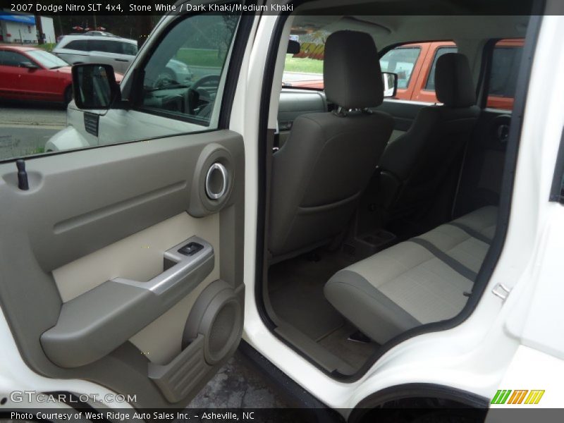 Stone White / Dark Khaki/Medium Khaki 2007 Dodge Nitro SLT 4x4