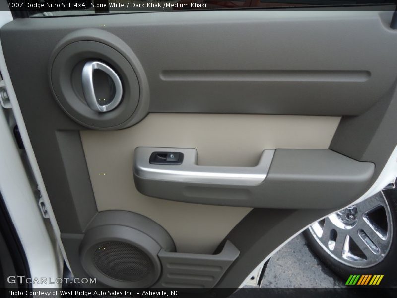 Stone White / Dark Khaki/Medium Khaki 2007 Dodge Nitro SLT 4x4