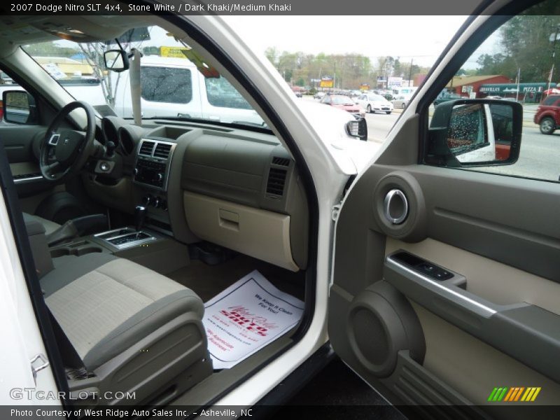 Stone White / Dark Khaki/Medium Khaki 2007 Dodge Nitro SLT 4x4