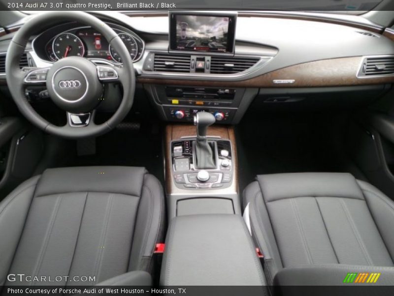 Dashboard of 2014 A7 3.0T quattro Prestige