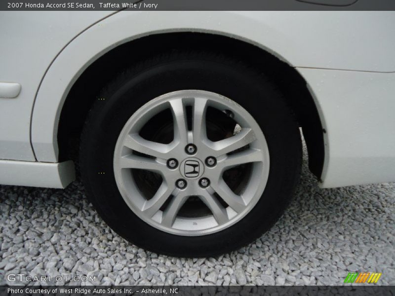  2007 Accord SE Sedan Wheel
