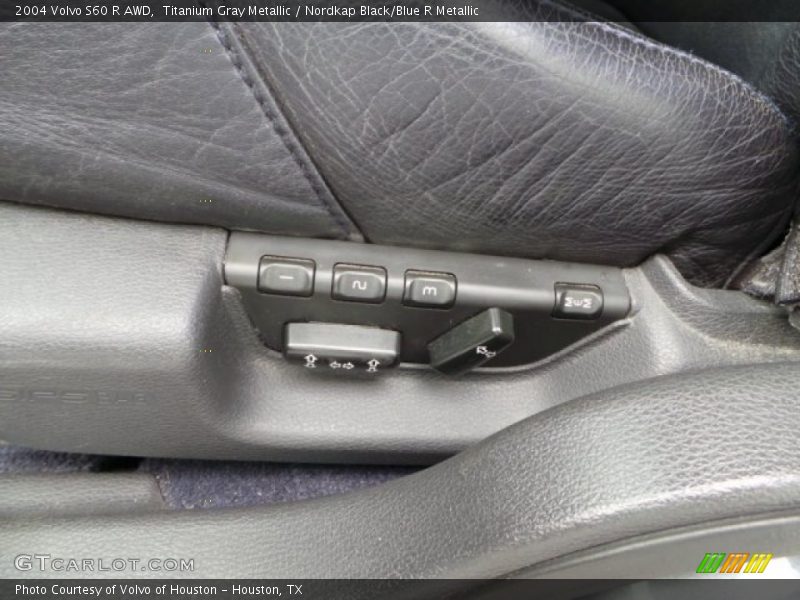 Titanium Gray Metallic / Nordkap Black/Blue R Metallic 2004 Volvo S60 R AWD