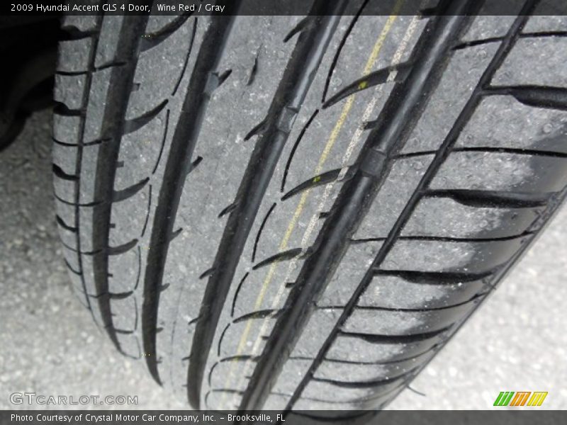 Wine Red / Gray 2009 Hyundai Accent GLS 4 Door