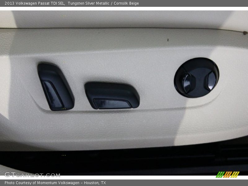 Tungsten Silver Metallic / Cornsilk Beige 2013 Volkswagen Passat TDI SEL