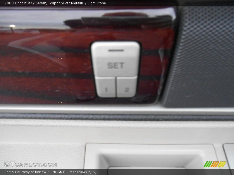Vapor Silver Metallic / Light Stone 2008 Lincoln MKZ Sedan