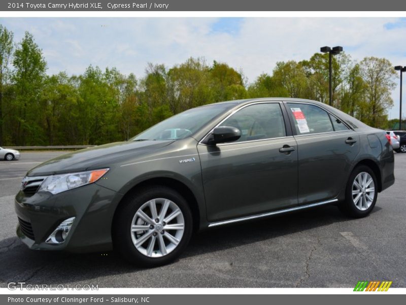 Cypress Pearl / Ivory 2014 Toyota Camry Hybrid XLE