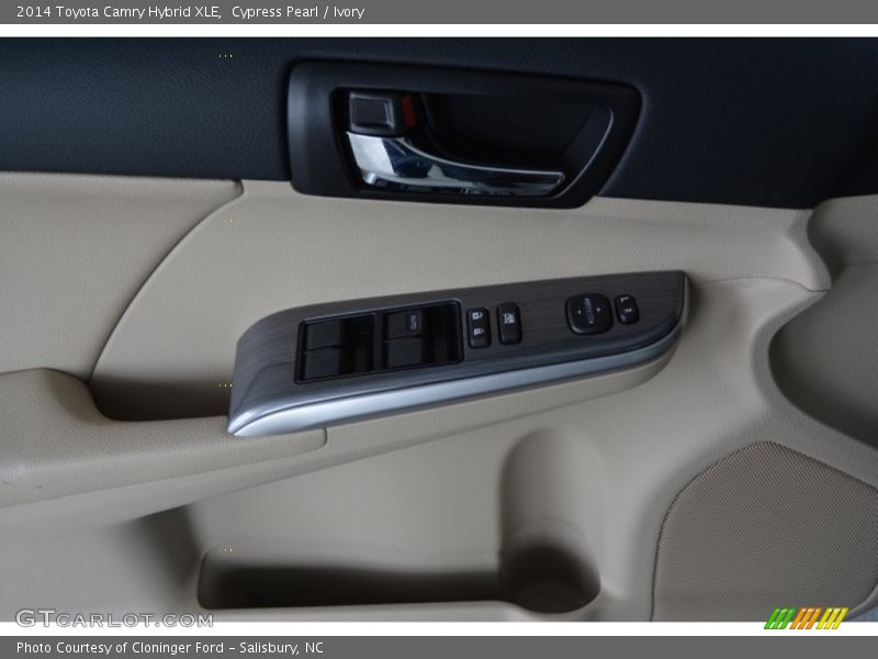 Cypress Pearl / Ivory 2014 Toyota Camry Hybrid XLE