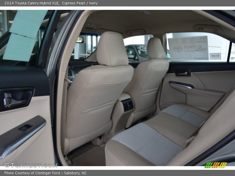Cypress Pearl / Ivory 2014 Toyota Camry Hybrid XLE