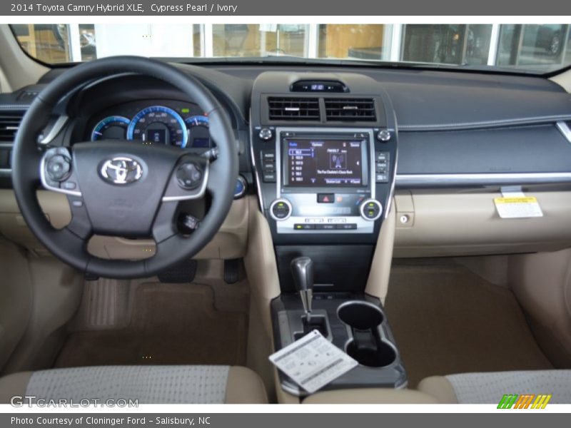 Cypress Pearl / Ivory 2014 Toyota Camry Hybrid XLE