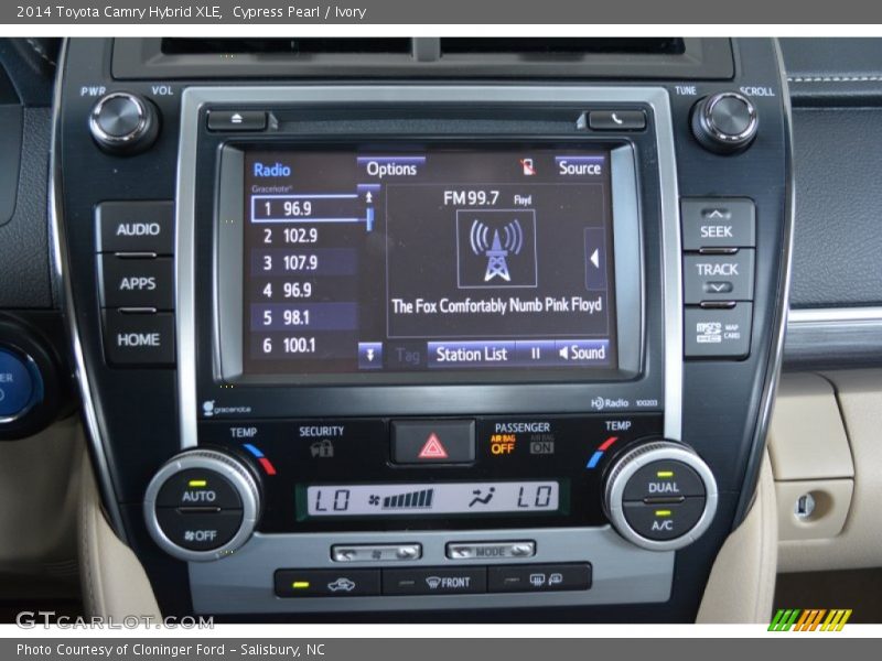 Cypress Pearl / Ivory 2014 Toyota Camry Hybrid XLE