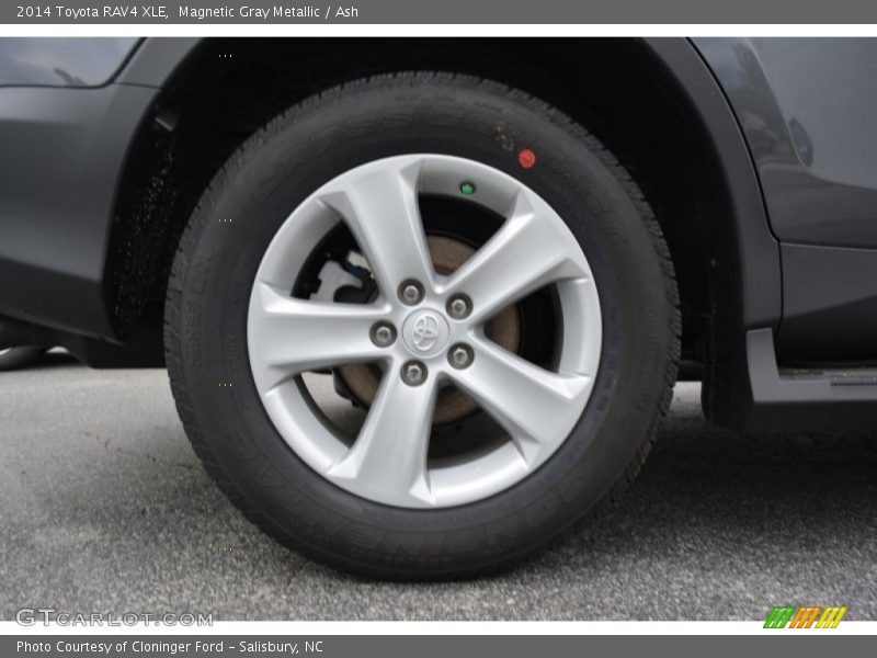 Magnetic Gray Metallic / Ash 2014 Toyota RAV4 XLE