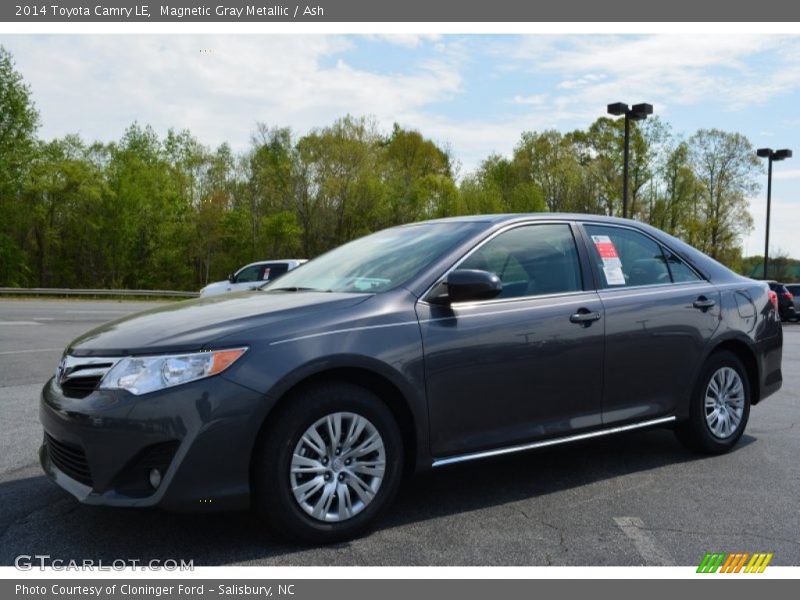 Magnetic Gray Metallic / Ash 2014 Toyota Camry LE