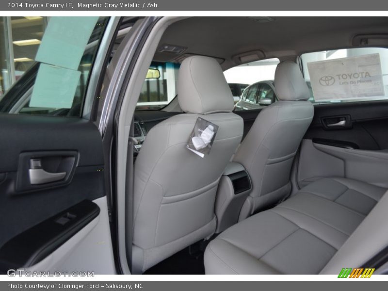 Magnetic Gray Metallic / Ash 2014 Toyota Camry LE