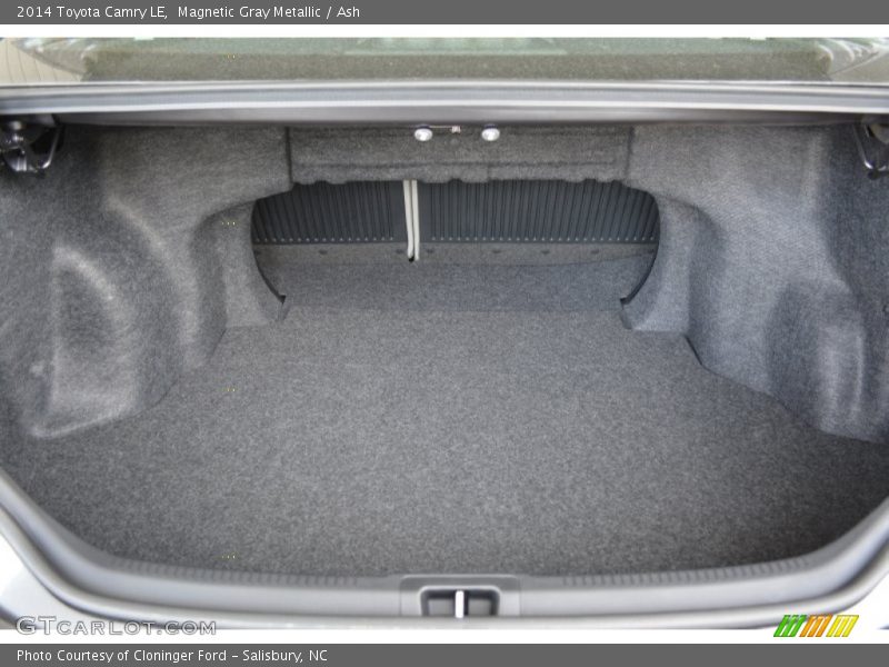 Magnetic Gray Metallic / Ash 2014 Toyota Camry LE