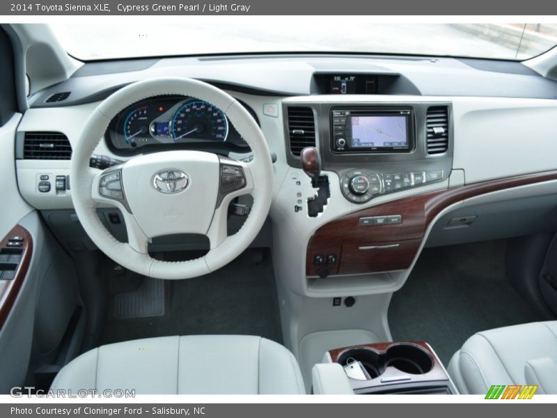 Cypress Green Pearl / Light Gray 2014 Toyota Sienna XLE