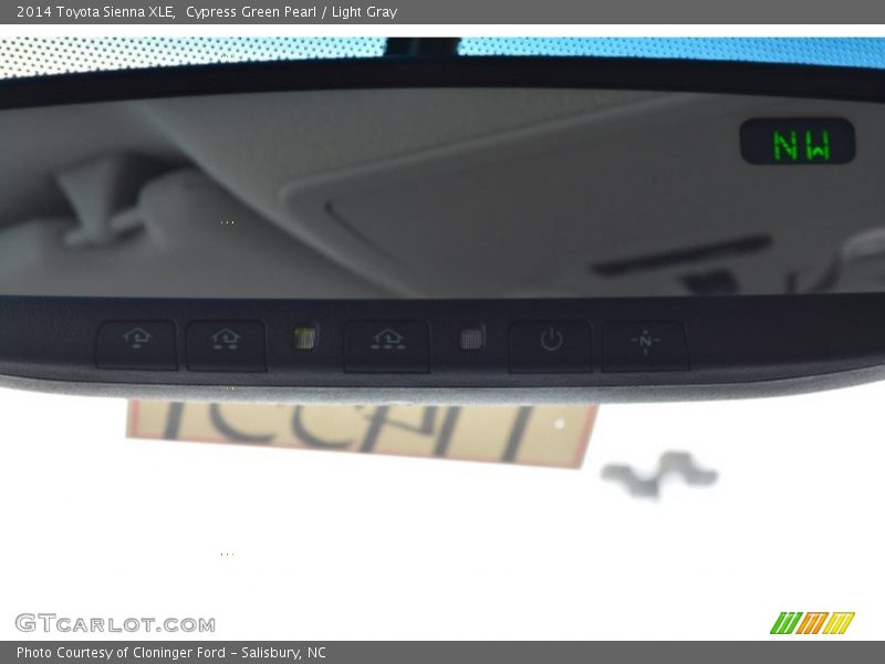 Cypress Green Pearl / Light Gray 2014 Toyota Sienna XLE