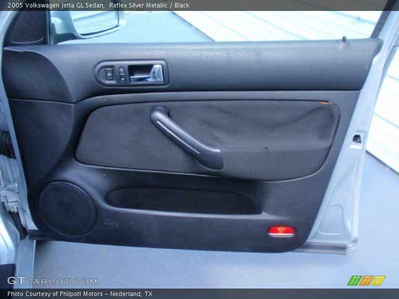 Reflex Silver Metallic / Black 2005 Volkswagen Jetta GL Sedan