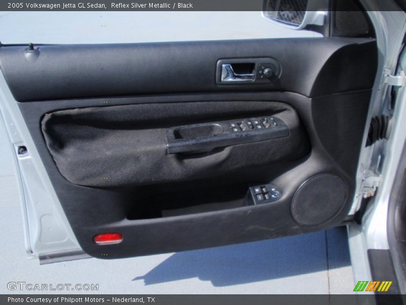 Reflex Silver Metallic / Black 2005 Volkswagen Jetta GL Sedan