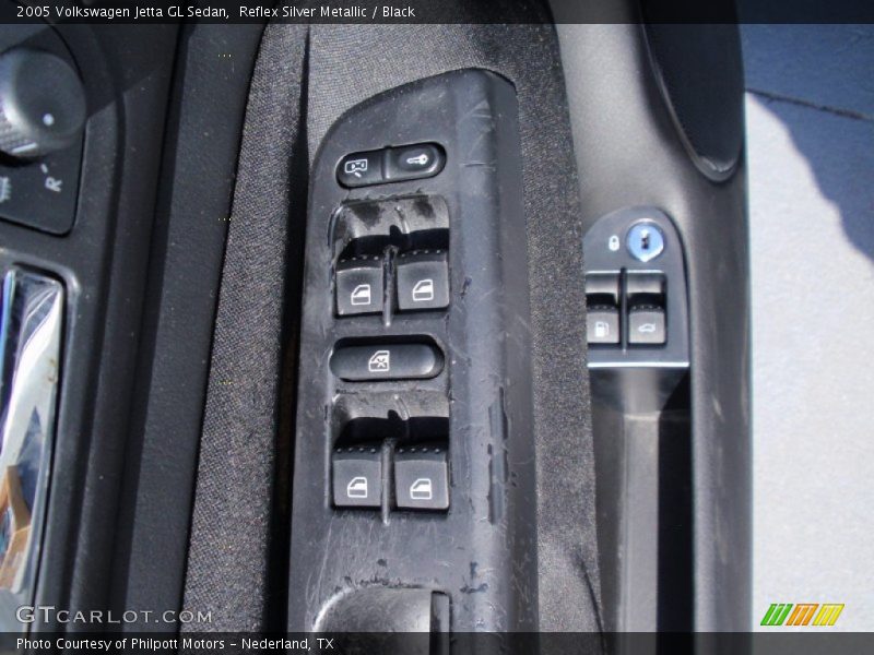 Reflex Silver Metallic / Black 2005 Volkswagen Jetta GL Sedan