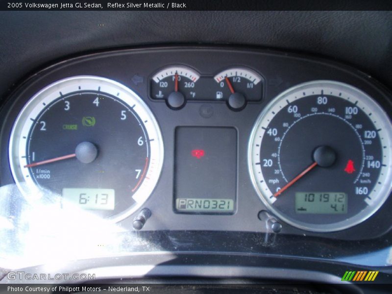 Reflex Silver Metallic / Black 2005 Volkswagen Jetta GL Sedan