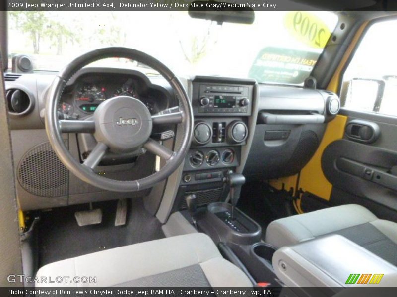 Detonator Yellow / Dark Slate Gray/Medium Slate Gray 2009 Jeep Wrangler Unlimited X 4x4