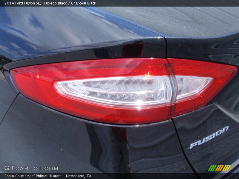 Tuxedo Black / Charcoal Black 2014 Ford Fusion SE