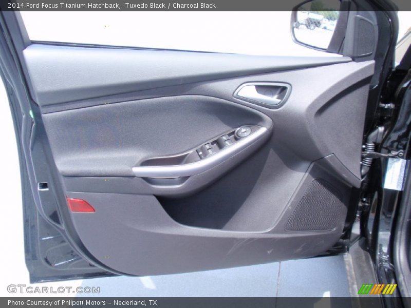Tuxedo Black / Charcoal Black 2014 Ford Focus Titanium Hatchback
