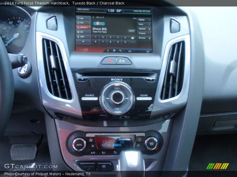Tuxedo Black / Charcoal Black 2014 Ford Focus Titanium Hatchback