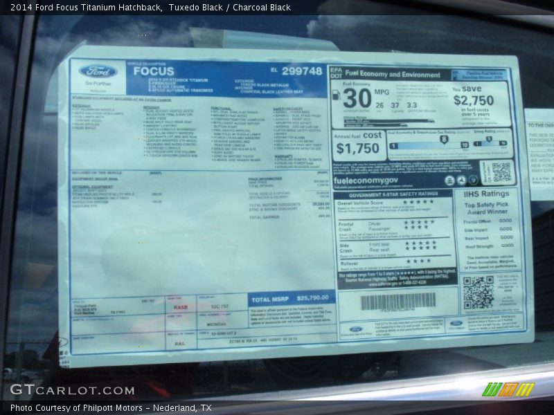 Tuxedo Black / Charcoal Black 2014 Ford Focus Titanium Hatchback