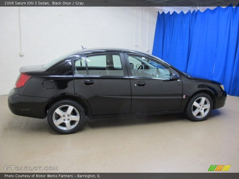  2006 ION 3 Sedan Black Onyx
