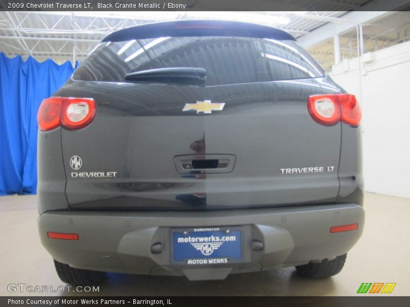 Black Granite Metallic / Ebony 2009 Chevrolet Traverse LT