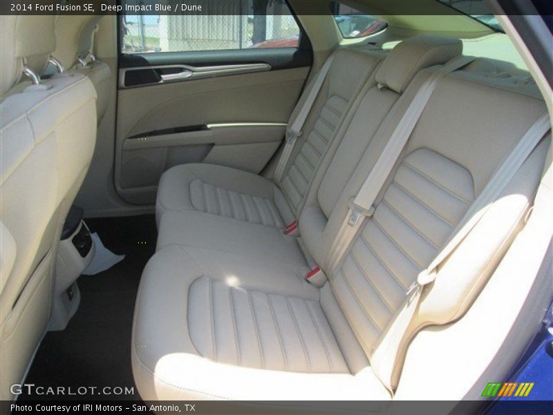 Deep Impact Blue / Dune 2014 Ford Fusion SE