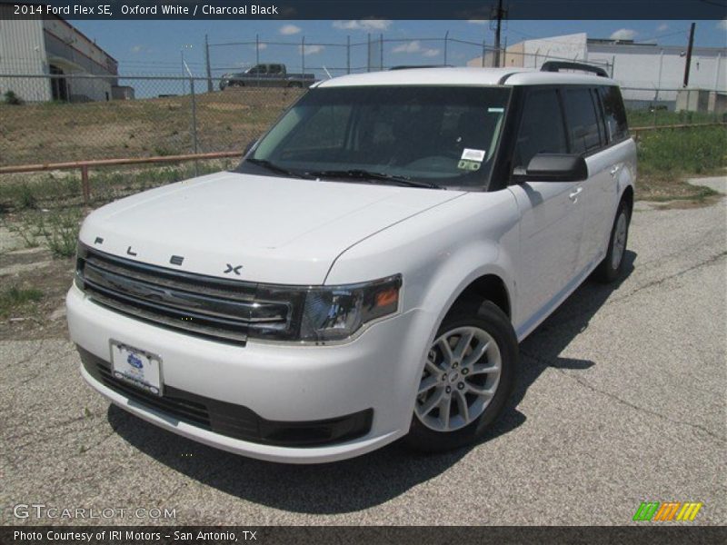 Oxford White / Charcoal Black 2014 Ford Flex SE