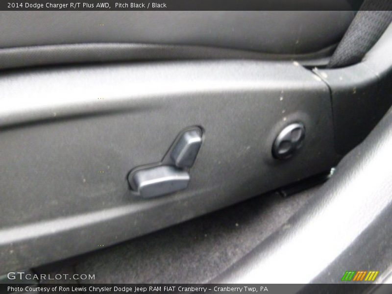 Pitch Black / Black 2014 Dodge Charger R/T Plus AWD