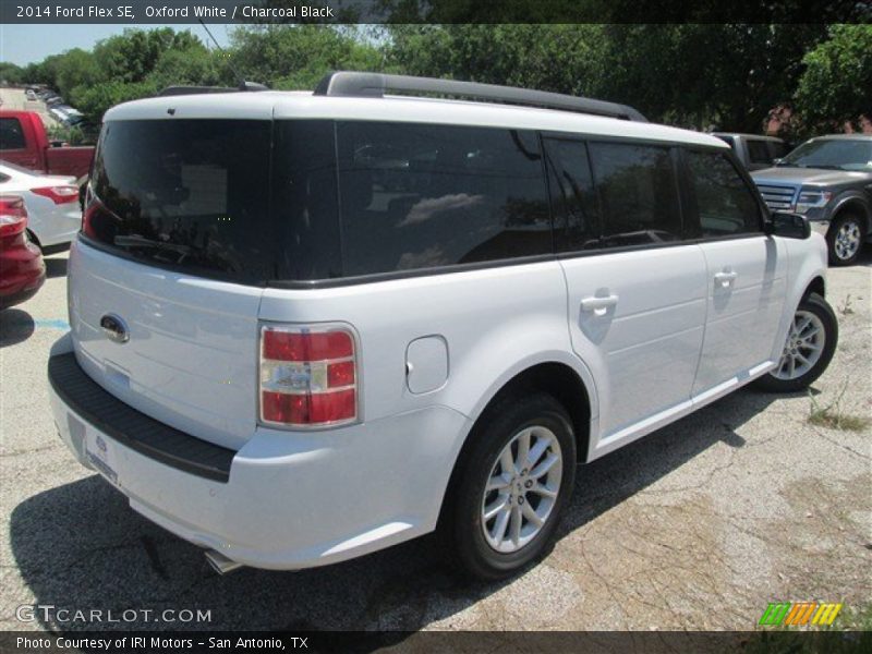 Oxford White / Charcoal Black 2014 Ford Flex SE