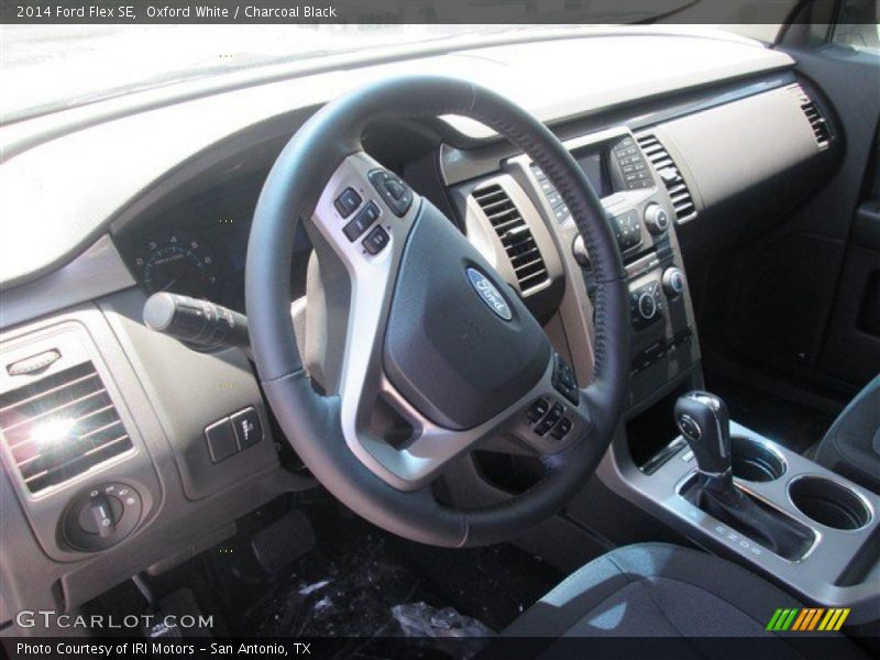 Oxford White / Charcoal Black 2014 Ford Flex SE