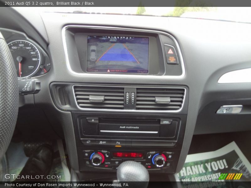 Brilliant Black / Black 2011 Audi Q5 3.2 quattro