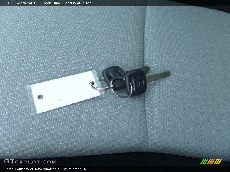 Black Sand Pearl / Ash 2014 Toyota Yaris L 3 Door