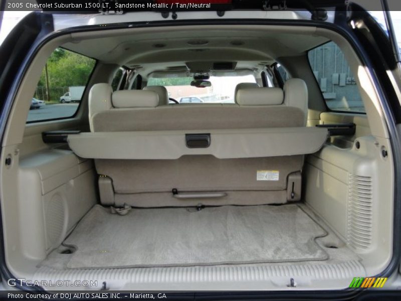 Sandstone Metallic / Tan/Neutral 2005 Chevrolet Suburban 1500 LT