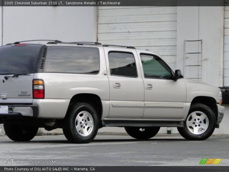 Sandstone Metallic / Tan/Neutral 2005 Chevrolet Suburban 1500 LT